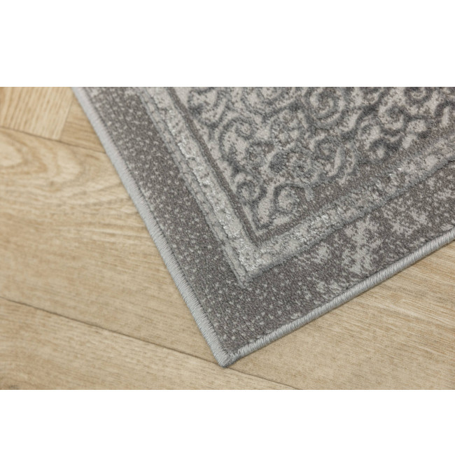 Koberec Allora Plus B826A ornament, šedý / stříbrný