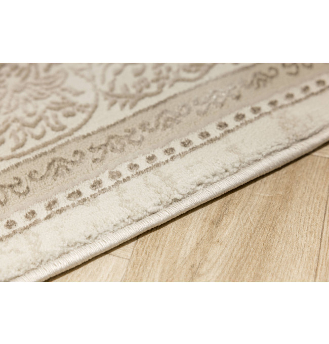 Koberec Allora Plus F344A Ornament, krémový / stříbrný