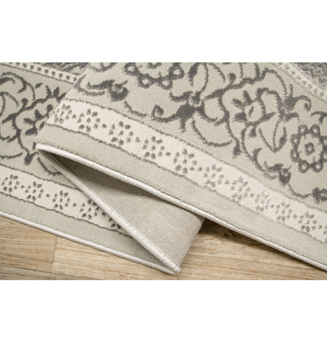 Koberec Allora Plus F346A ornament / rám, stříbrný / šedý