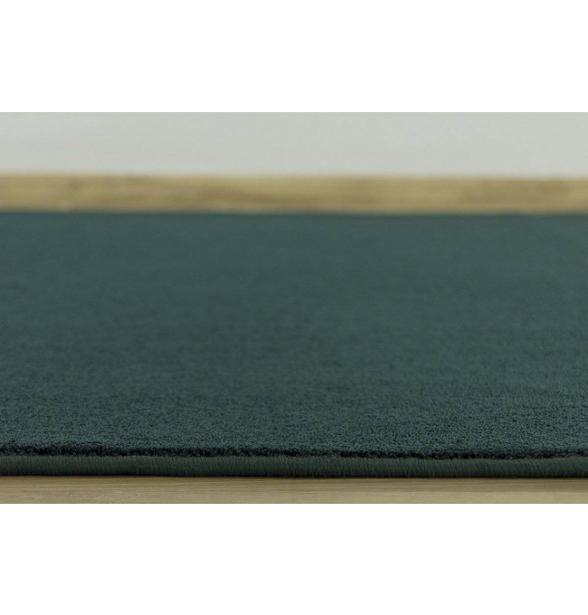 Metrážový koberec Bounty 40 zelený