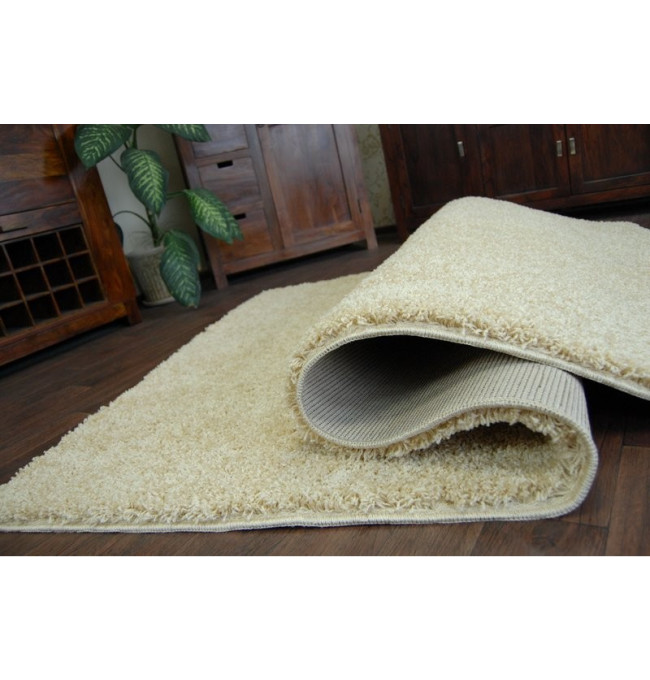 Metrážový koberec SHAGGY česnek