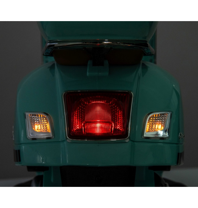 Elektrický skútr Vespa GTS Super mátový