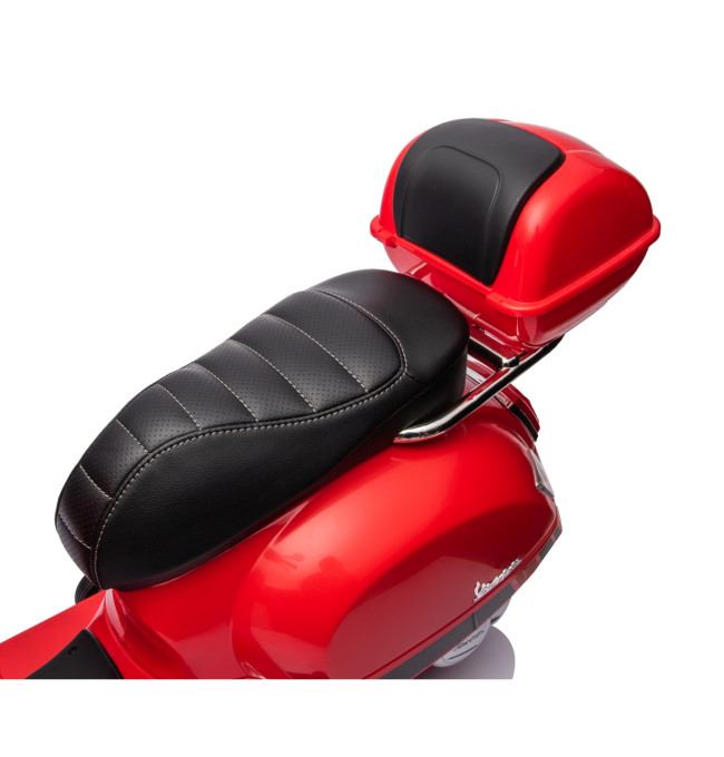 Elektrický skútr Vespa GTS Super červený