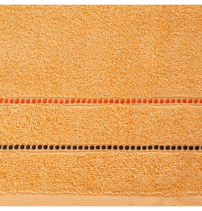 Sada ručníků SUZI 17 světle oranžová