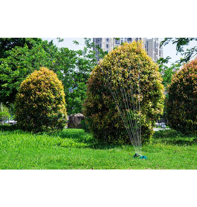 Oscilační zahradní zavlažovač 281357