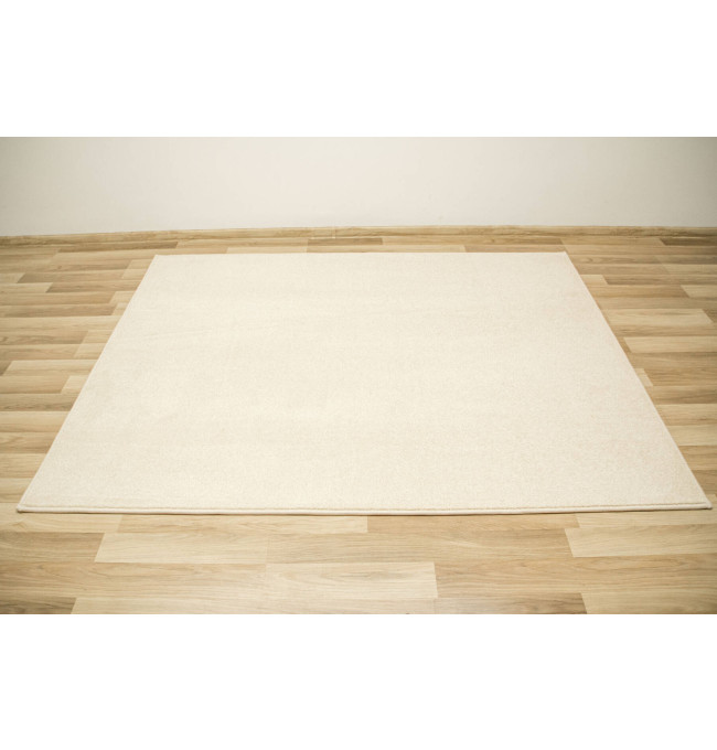 Metrážový koberec Radisson 74 krém