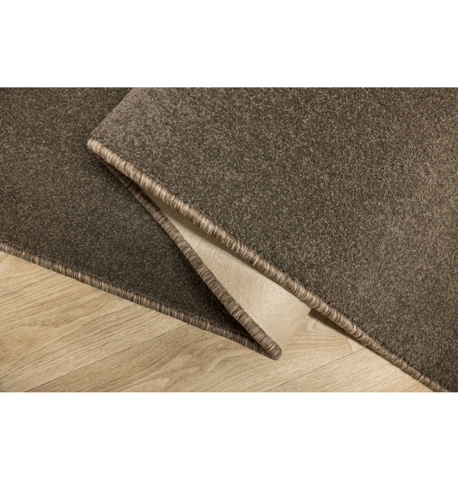 Metrážový koberec Radisson 92 hnědý