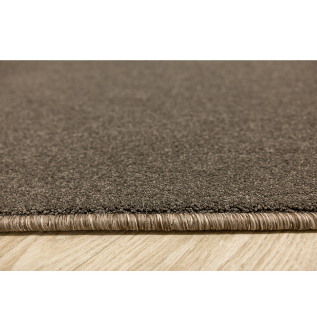 Metrážový koberec Radisson 92 hnědý