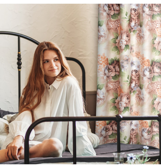 Hotový závěs ALTEA vícebarevný - na průchodkách