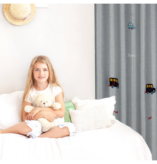 Hotový závěs ALVIN stříbrný - na průchodkách