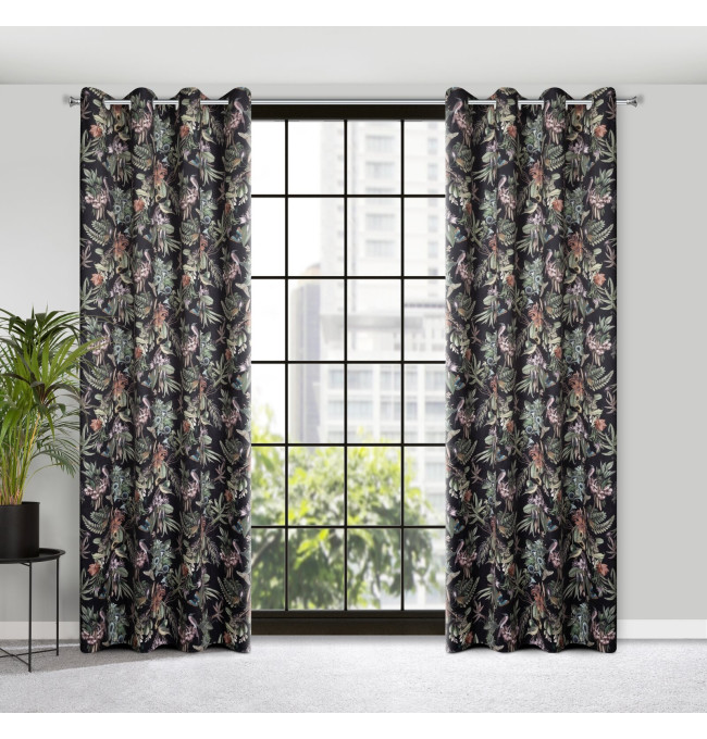 Hotový závěs BECKY černý - na průchodkách