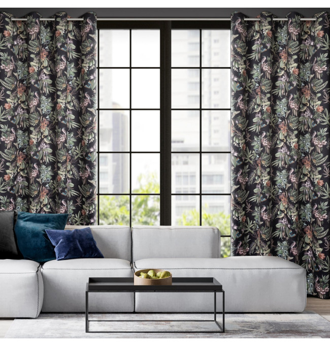 Hotový závěs BECKY černý - na průchodkách