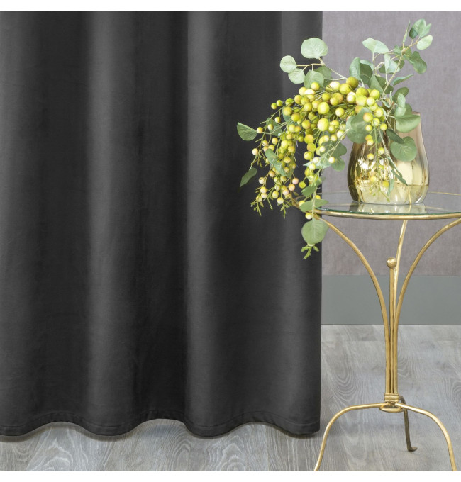 Hotový závěs D91 ROSA černý - na pásce