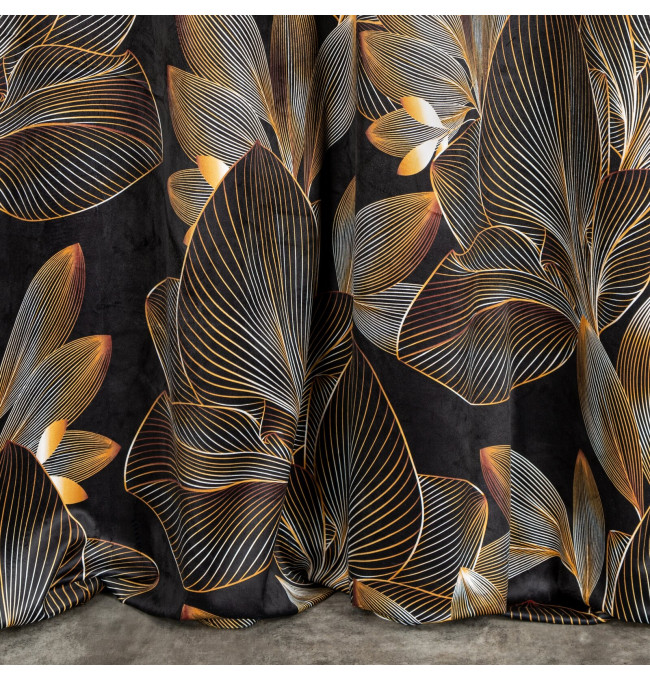 Hotový závěs LARISA černý - na pásce