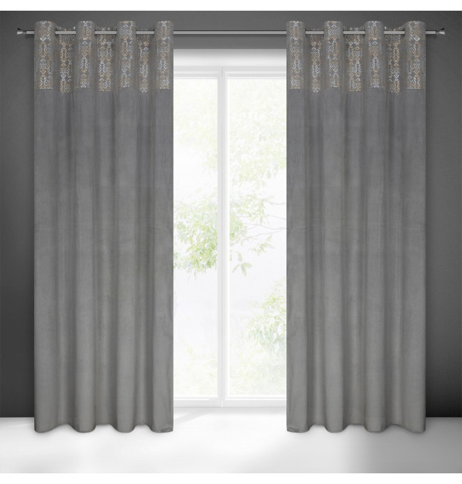 Hotový závěs LIZA ocelový - na průchodkách