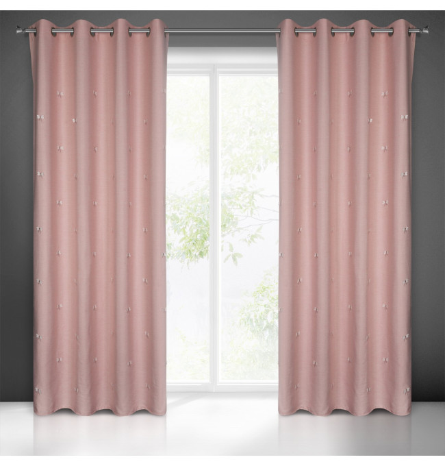 Hotový závěs WENDY růžový - na průchodkách