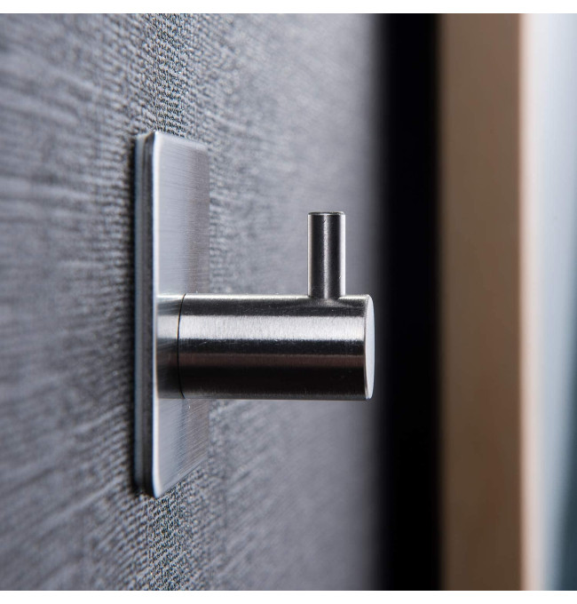 Sada čtyř koupelnových věšáků KOTOS stříbrná (4 ks)